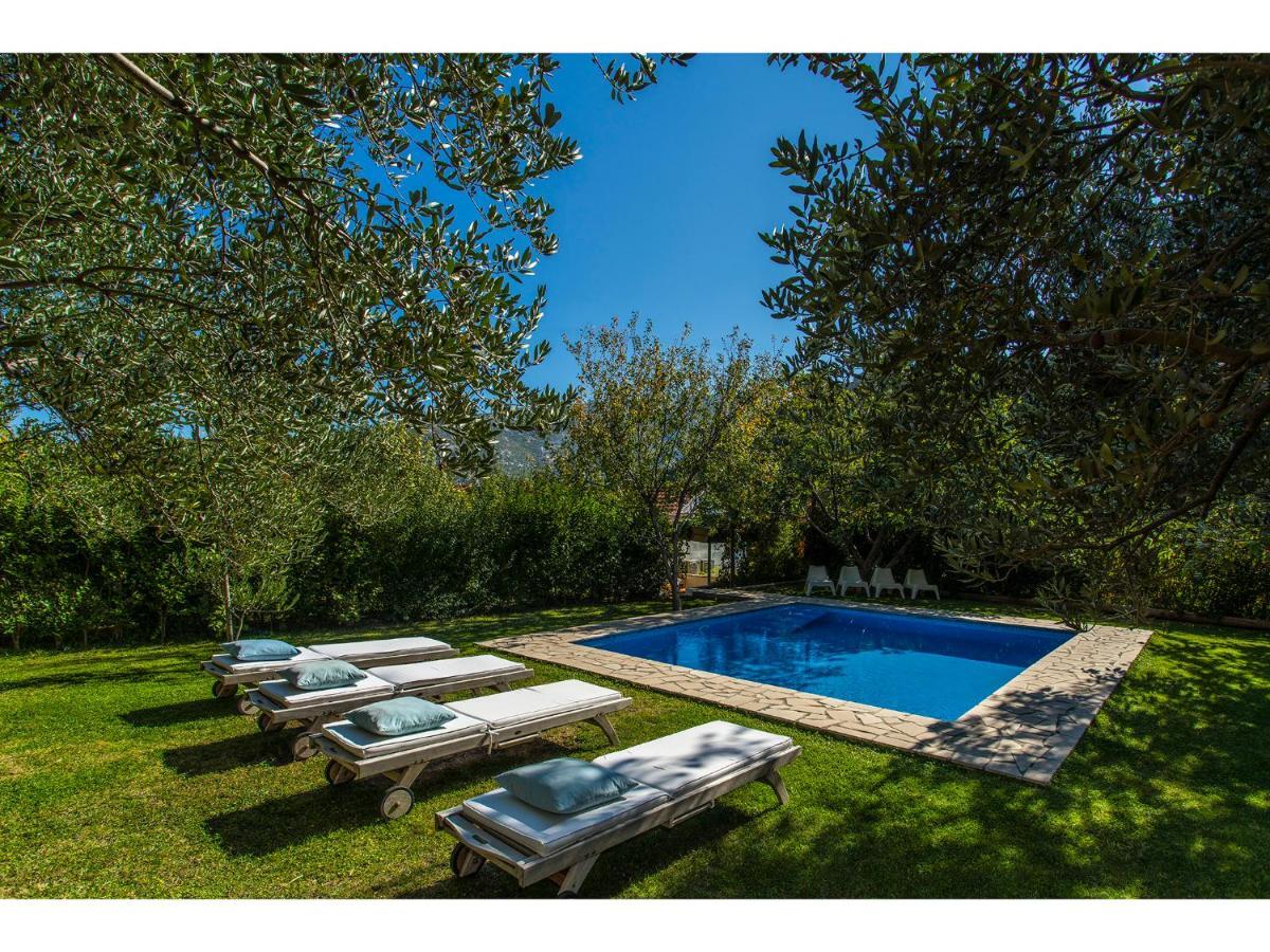 Holiday Home Radic Klis Exterior photo